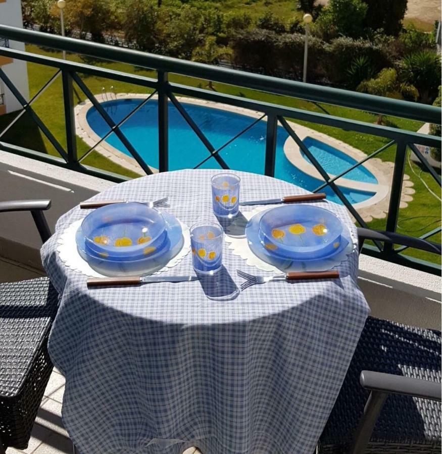 Quiet Apartment Overlooking The Swimming Pool อาร์มาซอง เด เปรา ภายนอก รูปภาพ