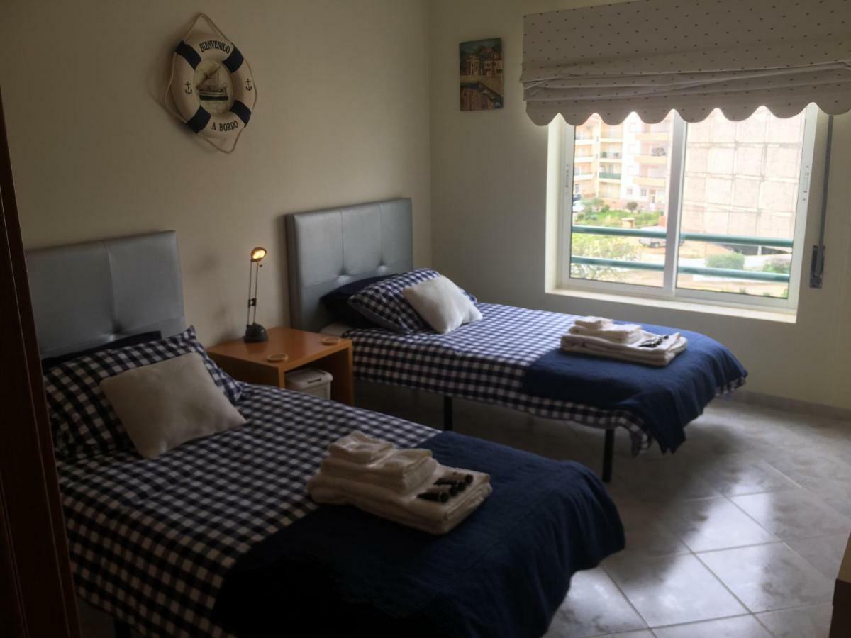 Quiet Apartment Overlooking The Swimming Pool อาร์มาซอง เด เปรา ภายนอก รูปภาพ
